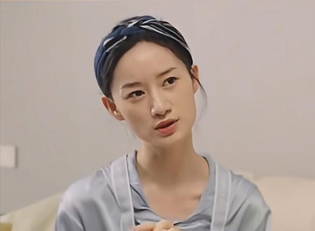 演员郭晓婷说：“我在剧组拍戏有个原则，就是一般不加其他演员的联系方式，记得有次拍