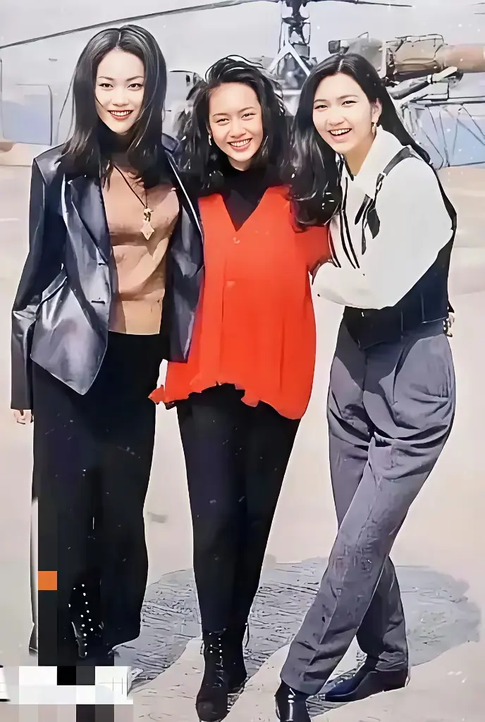 三个里只认识朱茵!你们能认全吗?