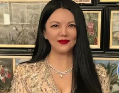 坐拥三千万粉却遭限流！李湘被禁关注，炫富踩了哪条红线？刚晒百万珠宝派对！李湘