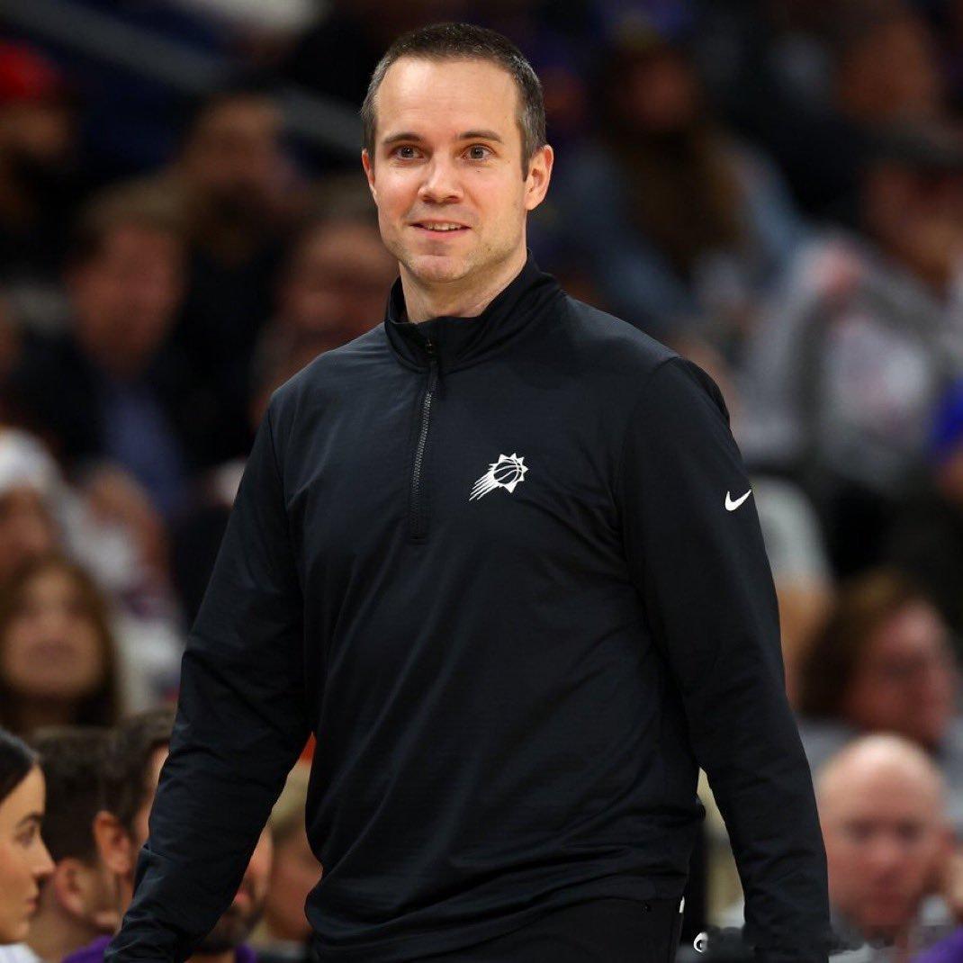 菲尼克斯太阳奥特赛后谈及JG在挡拆后摆脱防守人的表现，以及这是否与他对自己腿