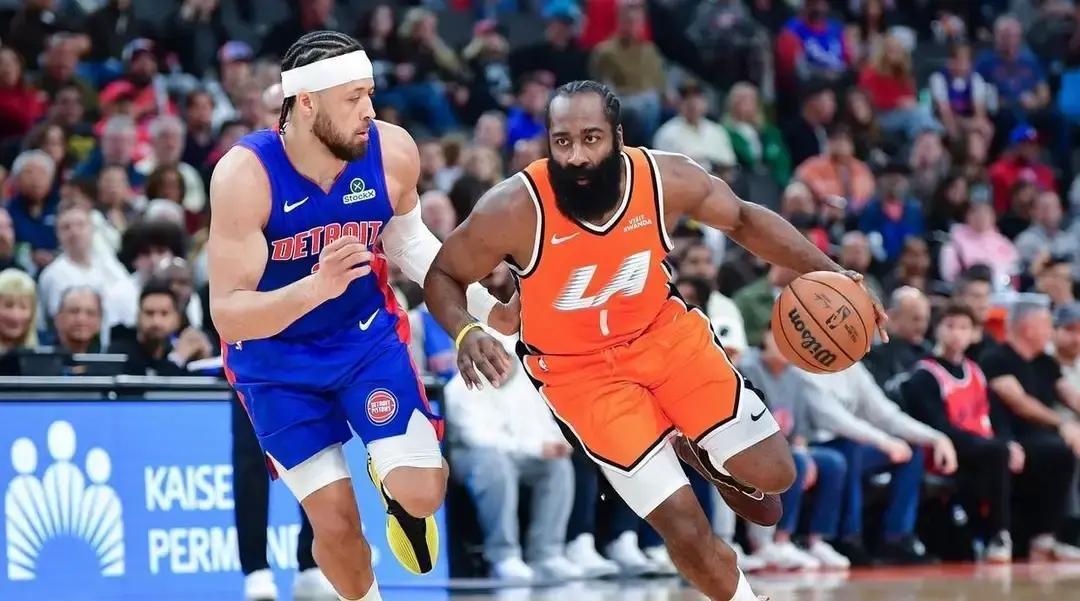 5分！快船替补创耻辱纪录四连胜背后，板凳合计19中2。伦纳德抡到腿软，哈登