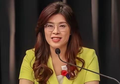 惊呆了！蓝营大佬全输，郑丽文独赢赖清德！民生策略显奇效郑丽文上任国民党主席