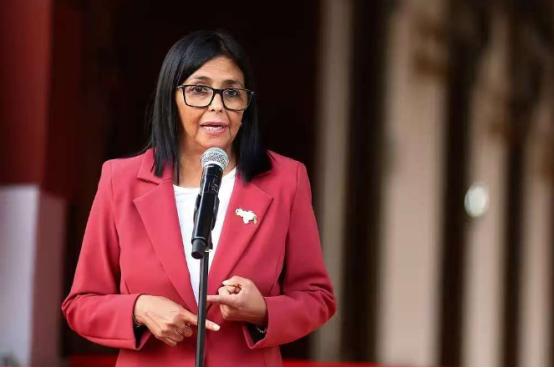 自己酿的苦果只能自己吞，罗德里格斯如何收拾这场残局。 偷鸡不成蚀把米，罗德里