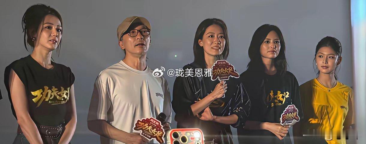 从表情上就能看出他们票房好不好