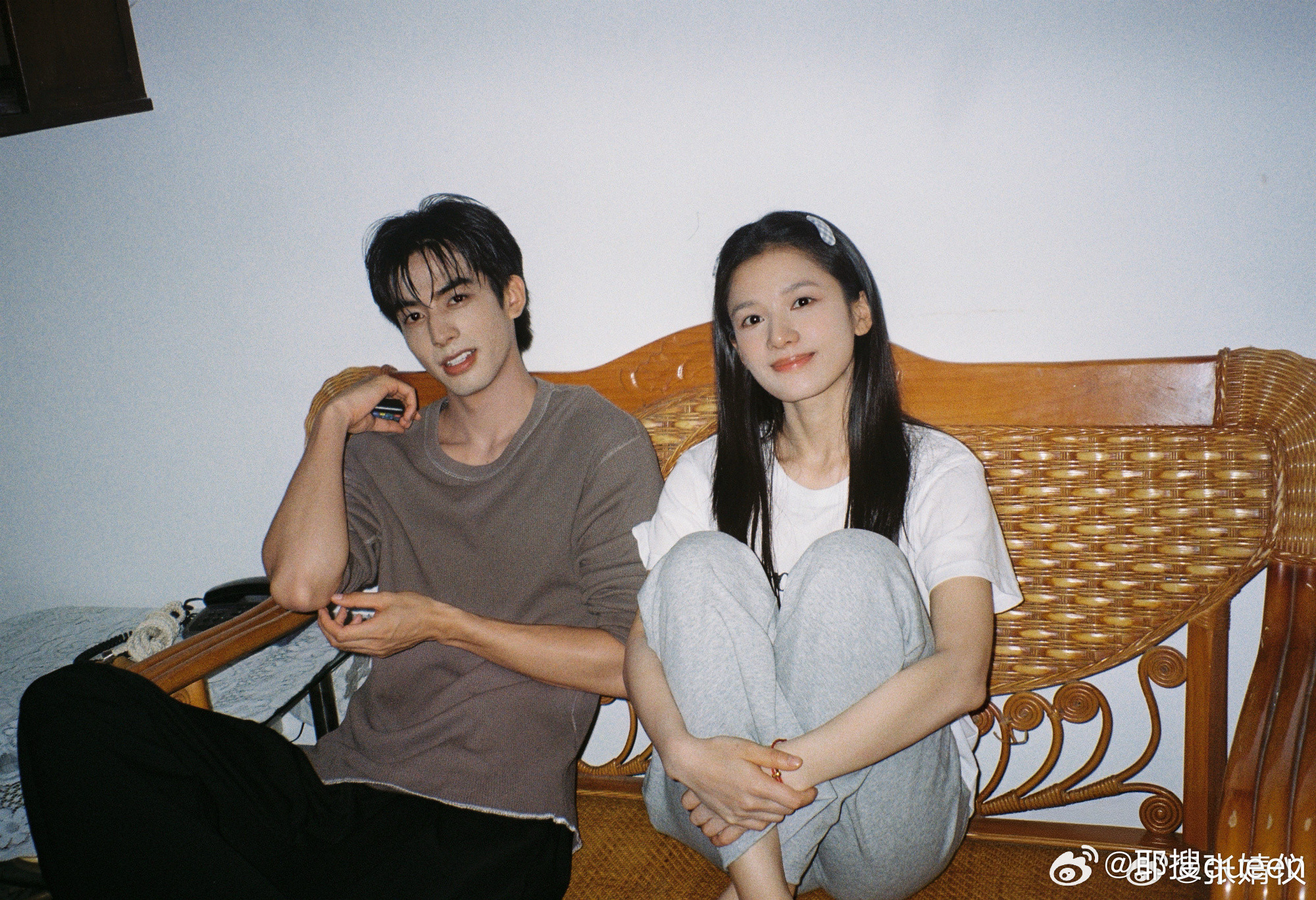 宋威龙张婧仪从不熟到熟透熟烂刚合作时两人还有明显生疏感，交流都带着分寸，现在相处