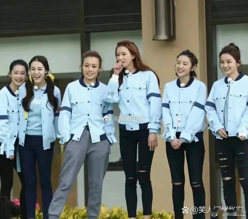 第一眼看到的是林志玲，却被一旁的李沁美哭了。