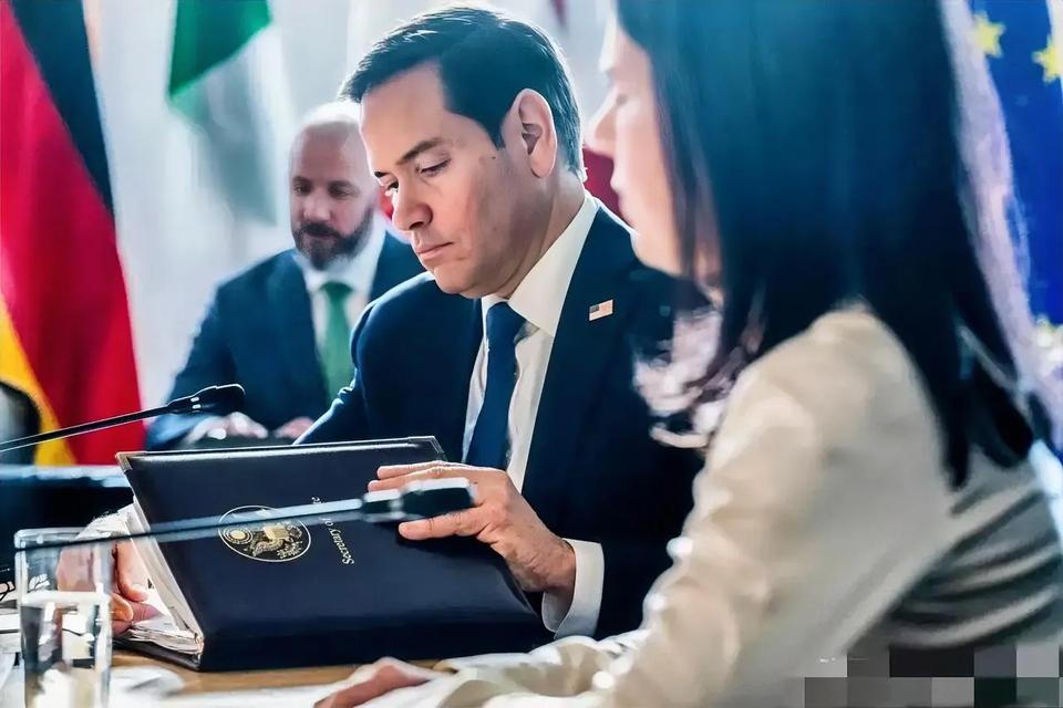 在华盛顿时间2025年5月12日的例行简报会上，美国国务院发言人塔米·布鲁斯透露