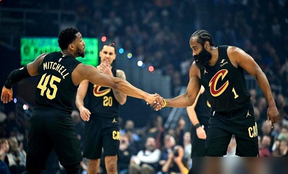 骑士更衣室传出猛料，米切尔直接摊牌管理层：再不梭哈换来哈登，我就申请离队！