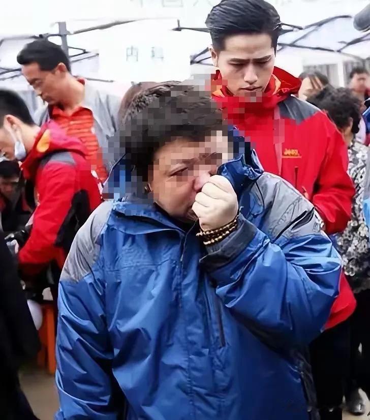 她塌房为啥如此全面的塌？但是，她的大部分说法，全是她自己亲口说出来的，关键就是，
