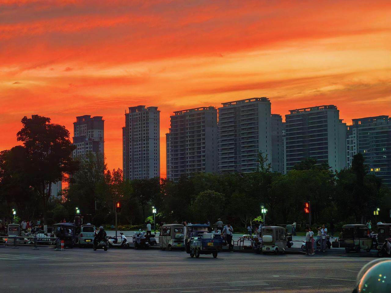 宿州今天的晚霞绝了，太美了！你有拍到么？城市日暮宿州