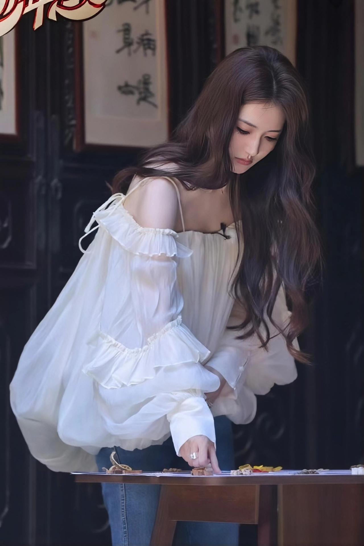 又纯又欲的女生，究竟有多招人喜欢