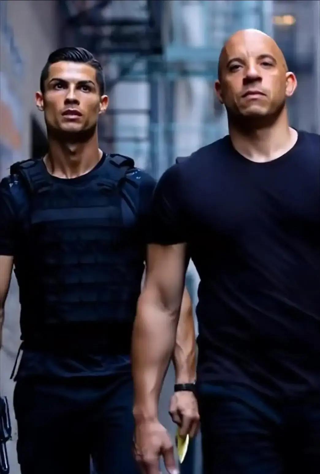 35岁后，人开始分成两种：C罗，和梅西。你看C罗在沙特。38岁，体脂率7%