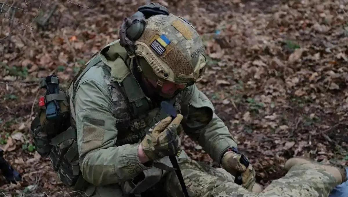 乌克兰国防部正计划进行一项激进的军需采购改革，从之前的集中采购变为混合采购：从2