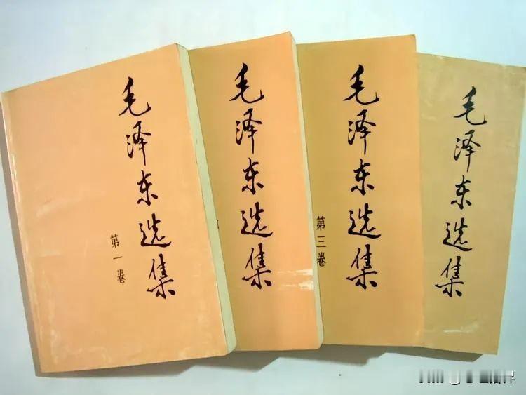 选择太多，反而一事无成？教员在《矛盾论》中早已点破：“在复杂事物中，必有一种