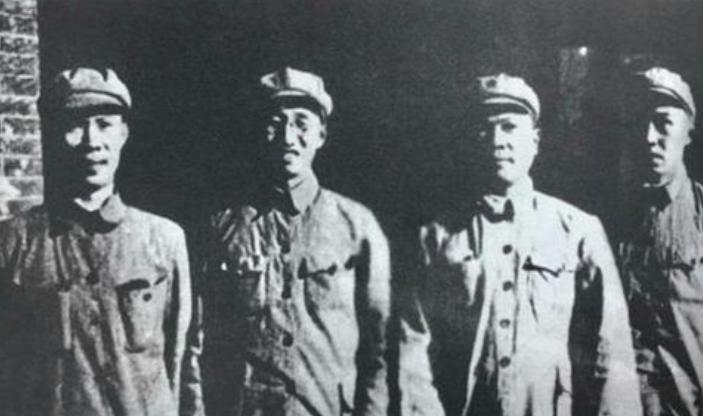 为何说徐帅没有“老总”称号也一样能镇得住四大野战军所有战将在解放军十大元帅