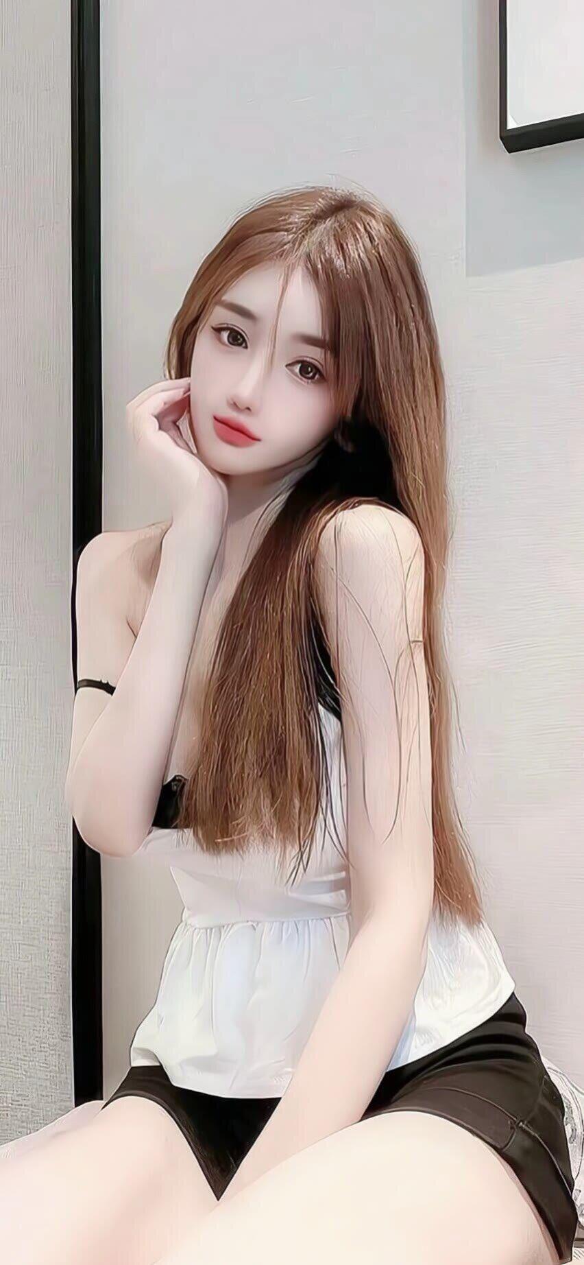 笑话：合同丢了，店长想了半个小时，终于想出了一个好主意，他给房东打电话，说合同日