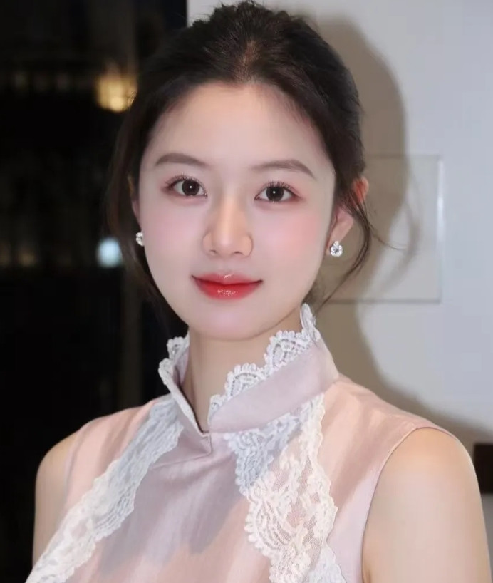 揭秘婚姻户口迁移：女性是否必须迁户口？探讨婚姻中的真心与归属感