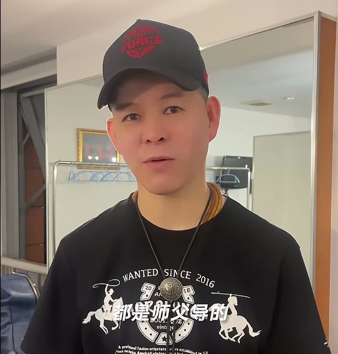 李大国扮演者王小虎称，大家能记住的他的戏，都是师父赵本山给他设计的，他自己可没有