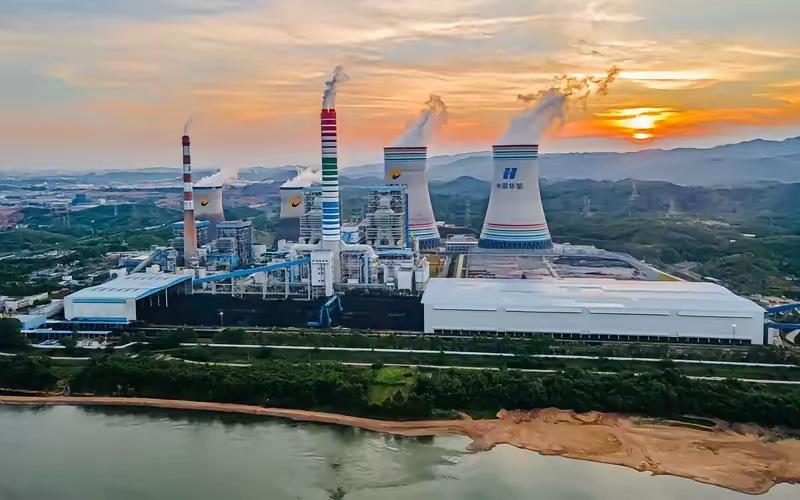 云浮云安区又准备建设大型发电厂。云安目前已在都杨镇建成华润西江发电厂，拥有2台6