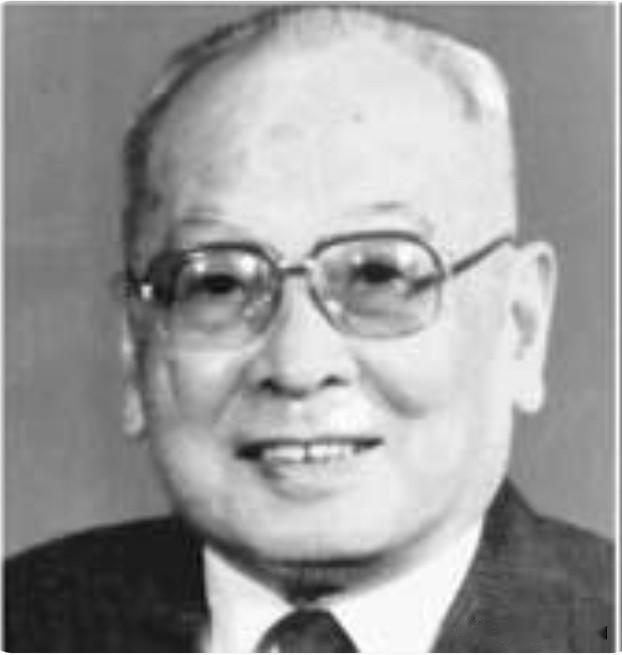 他是新中国福建第二任省委第一书记。他主政期间，开发三明工业基地，搭建福建冶金、