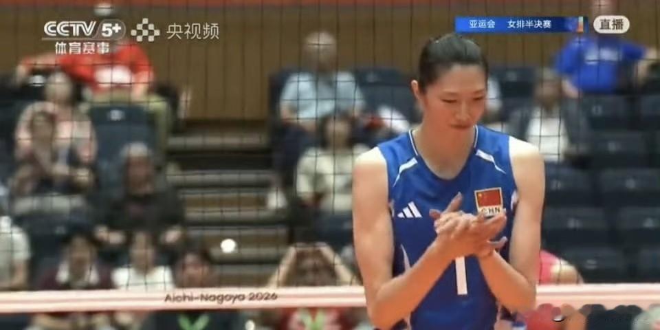 吴梦洁满血复活，亚锦赛后的这段集训，真的是没少下苦工夫，尤其是在发球上，已经恢复