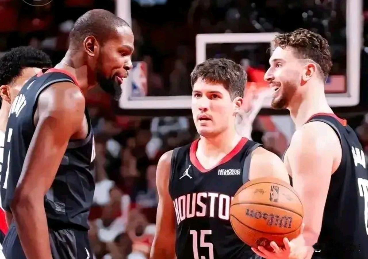 买断来火箭可以，必须立规矩，火箭主教练随时有权力dnp他，如果出现一次眼神防守，