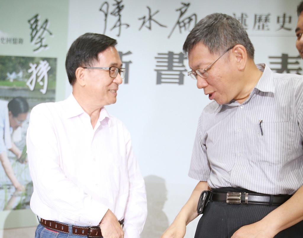 网问“能不能帮柯文哲辩护？”钓出阿扁亲回复11字民众党前主席柯文哲因涉京华城