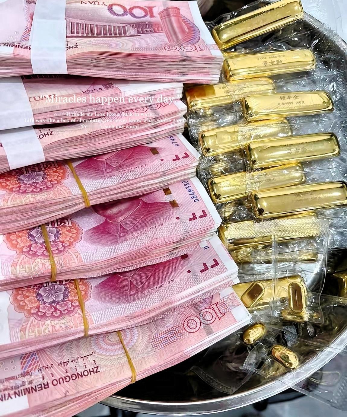 1月22日，今天金价突然暴跌，大家都在下车，只有我又买了100克，因为我坚信