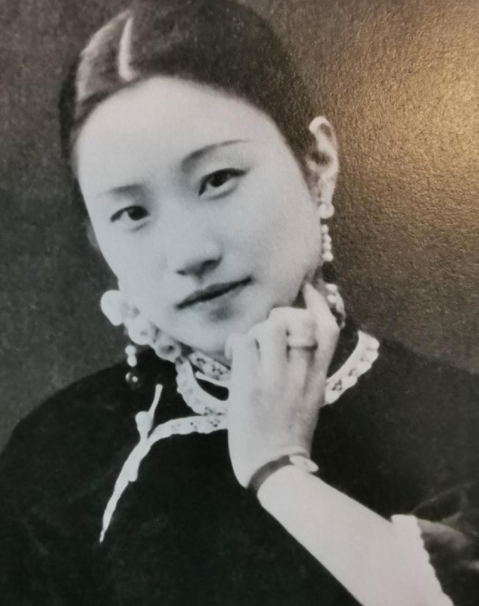 看到一段话，瞬间被击中了：“你去看一个女人，如果她做什么都很利索，做什么都很快