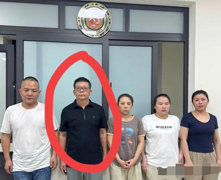 5名中国人在越南开诊所，采用莆田式运营方式忽悠越南患者，持续经营九年多才被查。