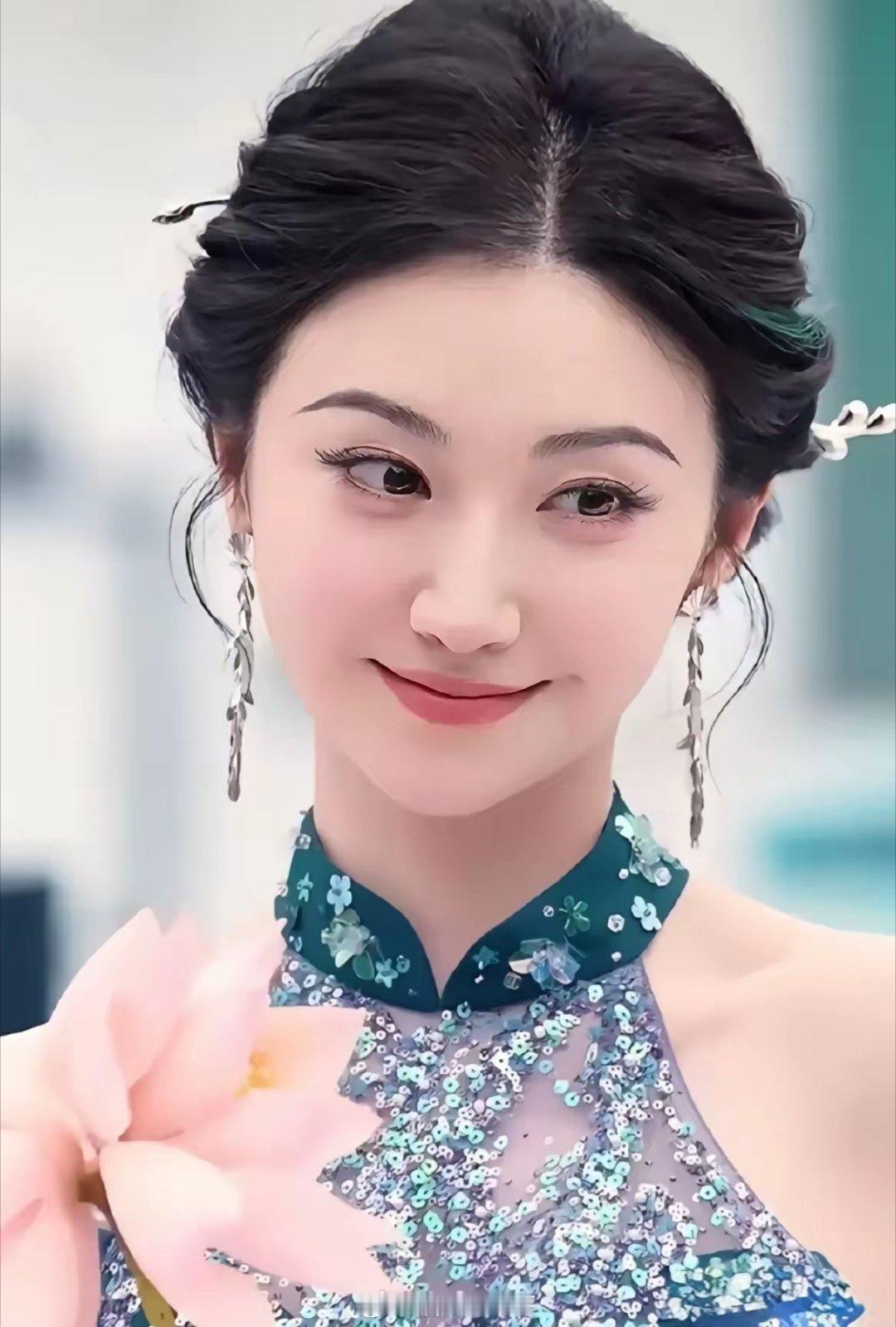娱乐圈真的太现实了！沉寂多年的《青簪行》，突然被凤凰联动总裁张小波重新翻出猛料。