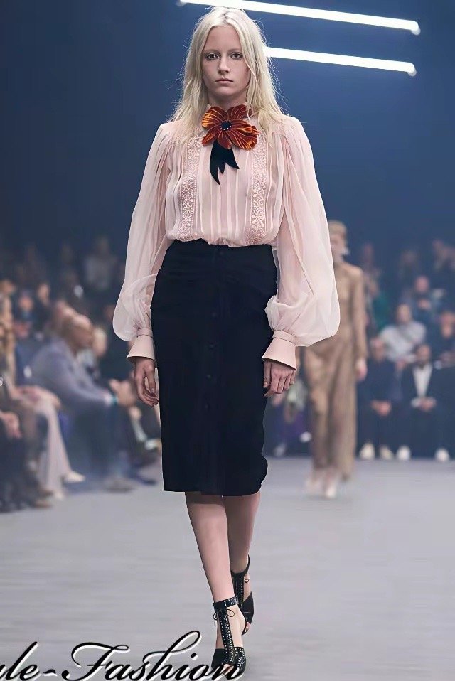 为什么同一件衣服，穿在孙俪身上就莫名的土气和违和？一直很欣赏娘娘的美貌，但她的衣