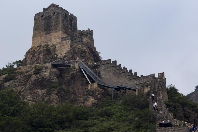 吴三桂打开山海关投降清朝，真不是因为“冲冠一怒为红颜”这么简单。1644年，崇祯