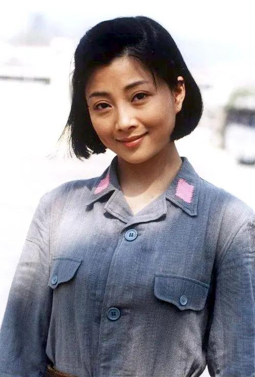很喜欢殷桃，她是中国内地实力派女演员，是中生代女演员里综合实力近乎无短板的代表。
