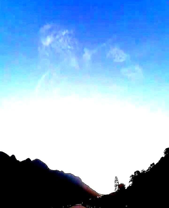 我终于明白为什么要限摩了前几天骑摩托从湖南回中山，六百多公里路烧了不到八
