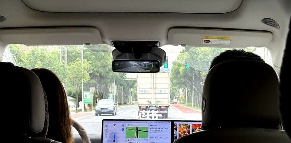 理想mega，一言难尽。准备买个家用车🚗，试乘了mega，一言难尽。本