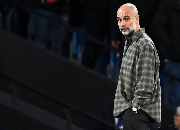 曼城1比2皇马B席第20分钟就被罚下去了，70多分钟曼城10人应战，确实踢得辛