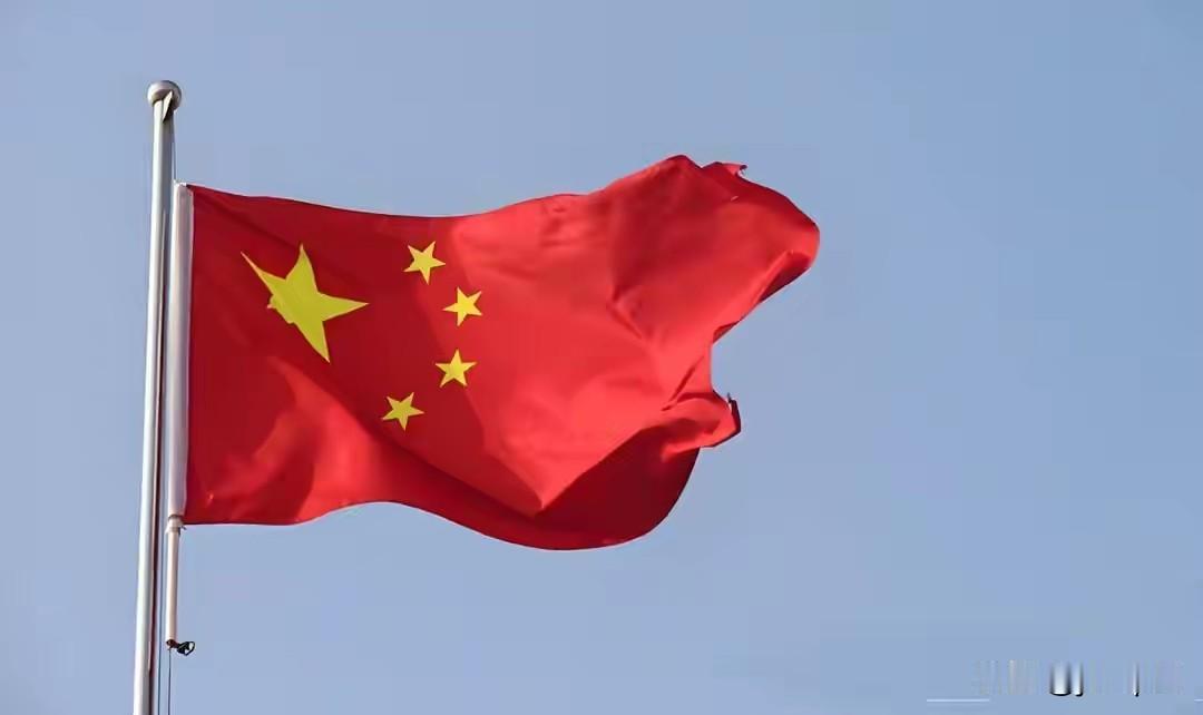 阿联酋有一条铁律，女性公民一旦嫁给外国人就立刻丧失国籍，也失去了所有的公民权利和