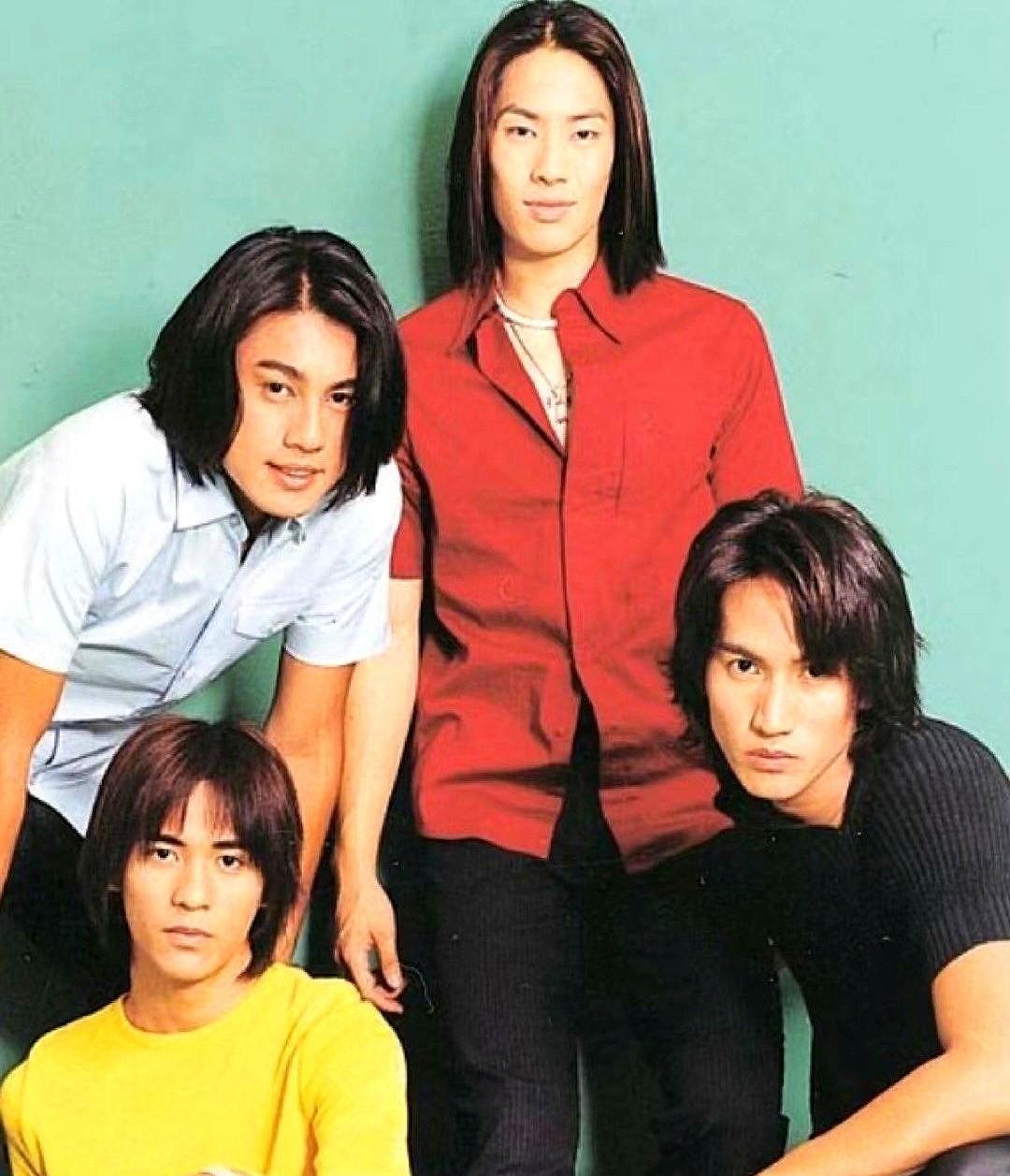 颜值在娱乐圈是张会过期的通行证。他最近被拍到对工作人员甩脸色，网友翻出十年前的