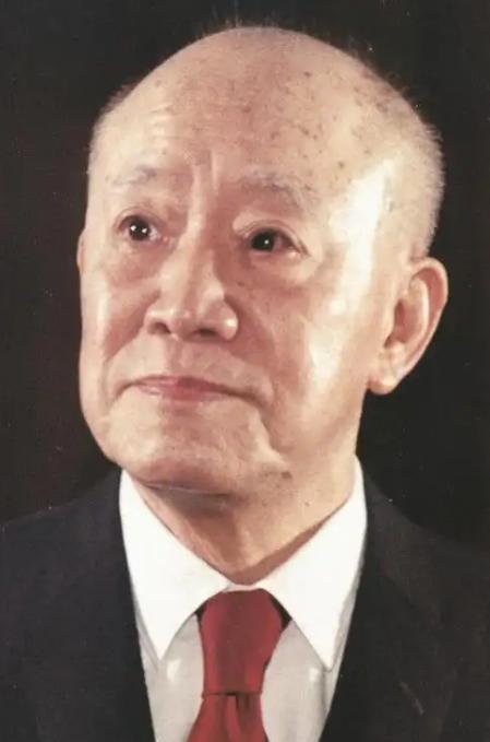 有位经济学家说过：黄金是世界的镜子。它涨，资产就缩水；它跌，市场就回暖。看懂黄金