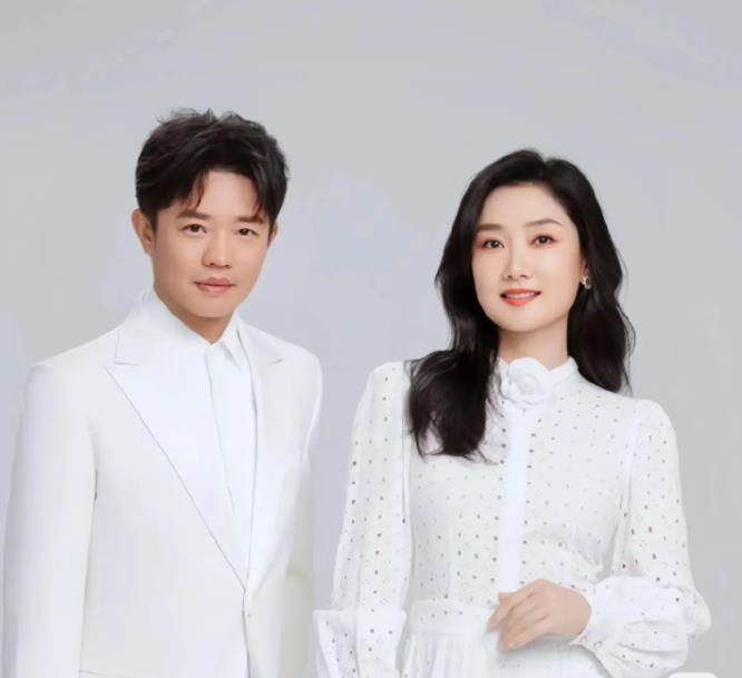 凤凰传奇的演唱会取消了，我不惊讶！他们让粉丝把票退了，我也不惊讶！但是我没有