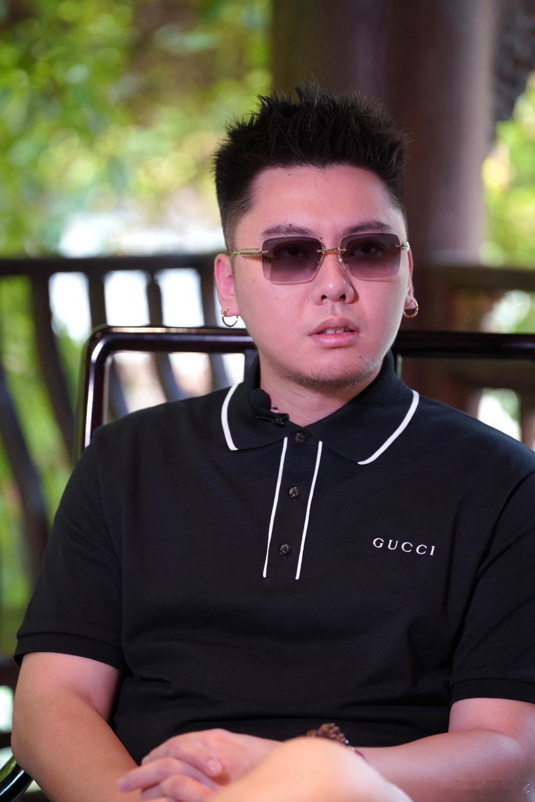 揽佬靠《大展鸿图》排名超过周杰伦，还赚1.2亿？本人回应：我拿什么跟人家比？7月