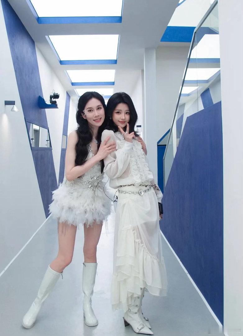 这两张照片真的还原了孙怡的美貌好青春少女！