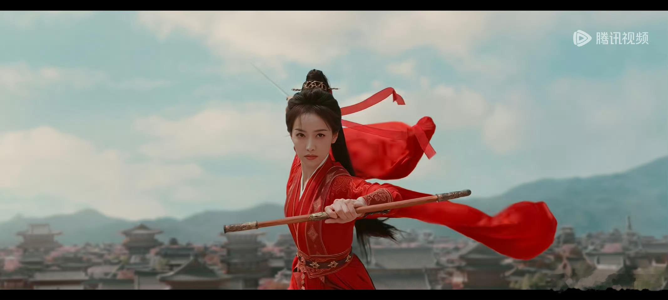 这一套真的太像任如意的造型了​​​