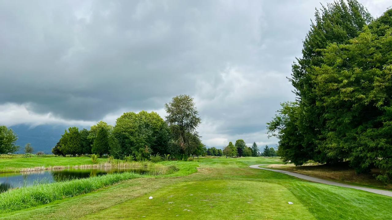 优秀的学生家长总是能够给孩子规划好未来的，我原来的一个学生，南京一中的，小女孩子