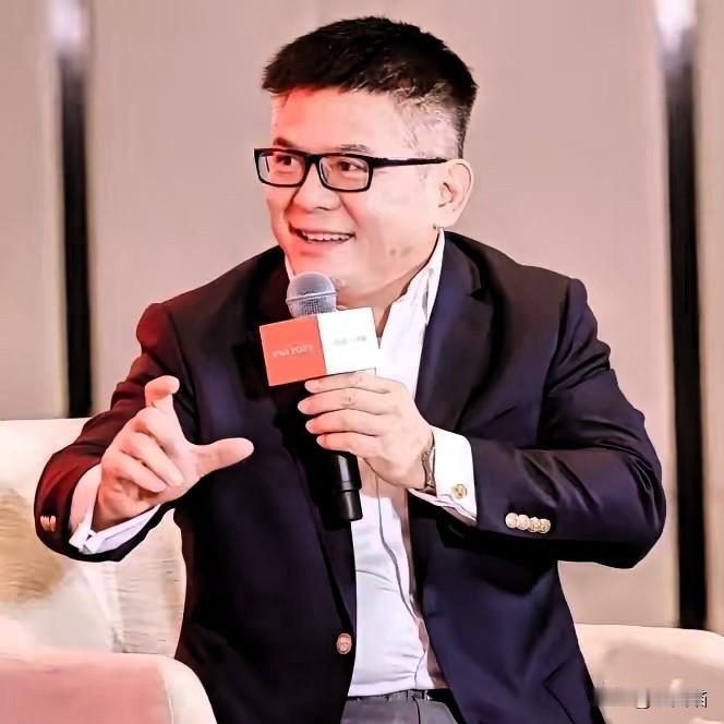 62岁猎头大佬庄华猝死，一身腱子肉竟成“假象”！这事儿给所有健身党敲了警钟。