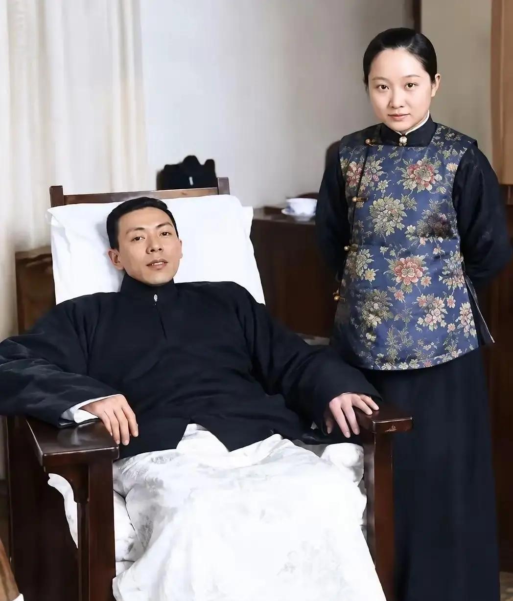 1919年，张家帮佣朱逸民，嫁给了主人张静江。你没看错。穷人家的姑娘，在雇主家里