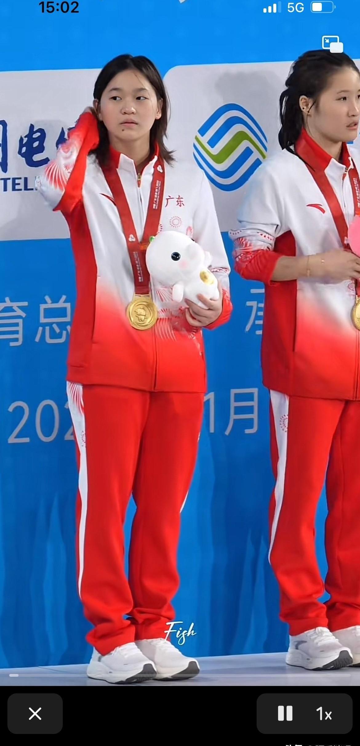 全红婵这孩子，真是让人又心疼又骄傲。前阵子那些风言风语，说她胖了、跳不动了，好