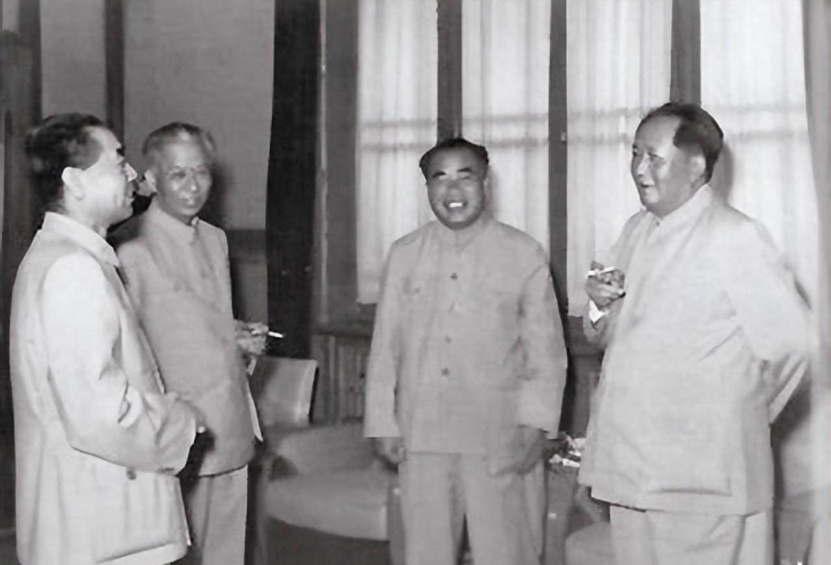 1956年中共八大刘少奇建议增设副主席，具体都提议了哪些人选，你了解吗？195