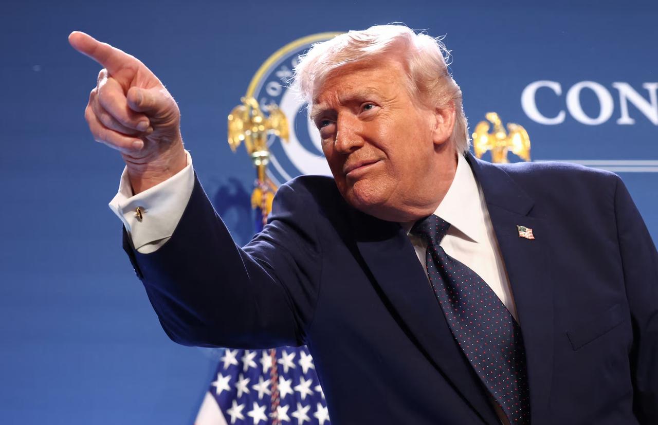 还得是特朗普，做空美国的最高境界，就是把白宫变成一家超级对冲基金！据美媒“Me